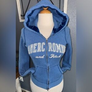 Y2K Abercrombie & Fitch Light Blue Women's Zip-Up Hoodie